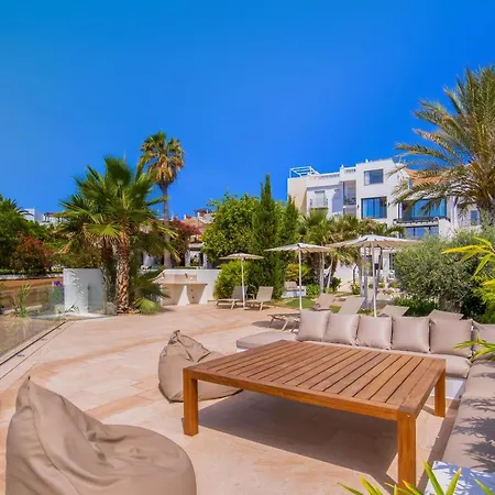 Horizonte Club In By Solaga Homes * נרחה