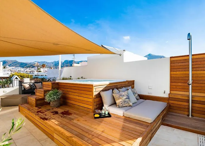 Horizonte Club In By Solaga Homes * ネルハ