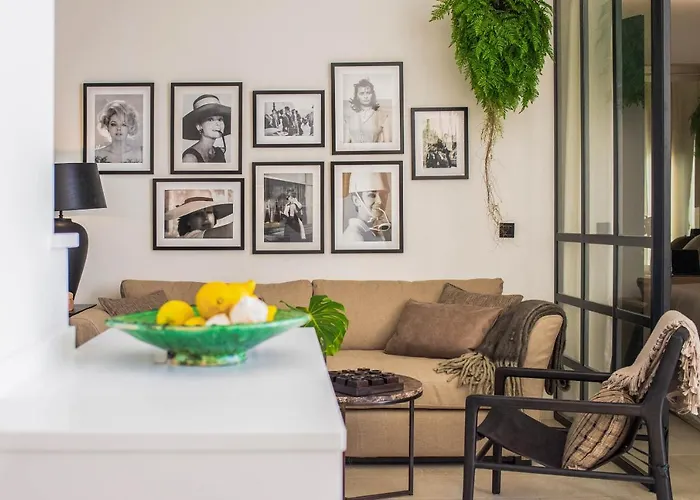 Horizonte Club In By Solaga Homes アパート ネルハ