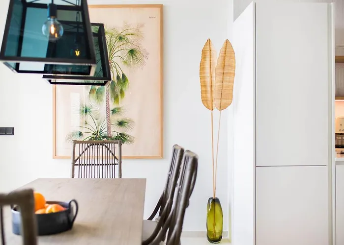 Horizonte Club In By Solaga Homes アパート ネルハ